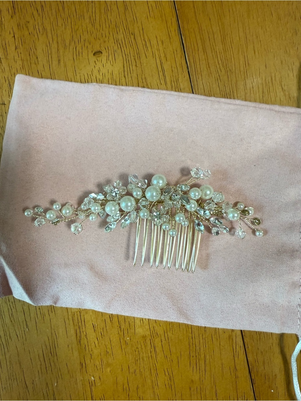 Pearl and Crystal Decorative Hair Comb - Gold Accent